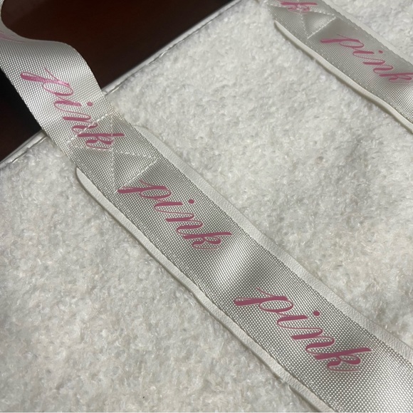 NWT PINK Victoria's Secret Sherpa Cream Tote Ribbon Straps Large Logo Cozy - Picture 12 of 12